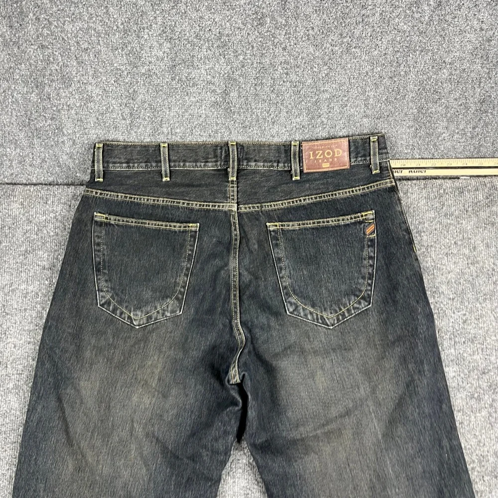 IZOD Jeans Mens Size 38x30 Black Straight Leg Faded Casual Cotton Denim Classic‎